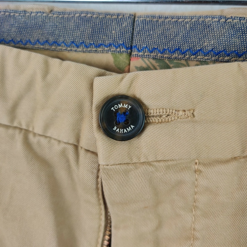 Tommy Bahama Men's Shorts Khaki Sands Size 40‎ - Picture 3 of 12